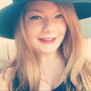 Meet your Posher, Kaycee